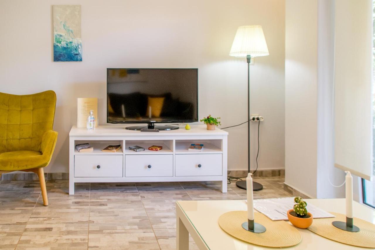The Prickly Pear Apartment Chrissi Akti Chania Exterior foto