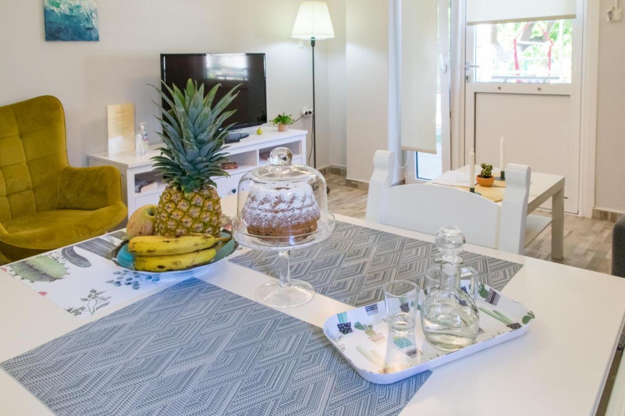The Prickly Pear Apartment Chrissi Akti Chania Exterior foto