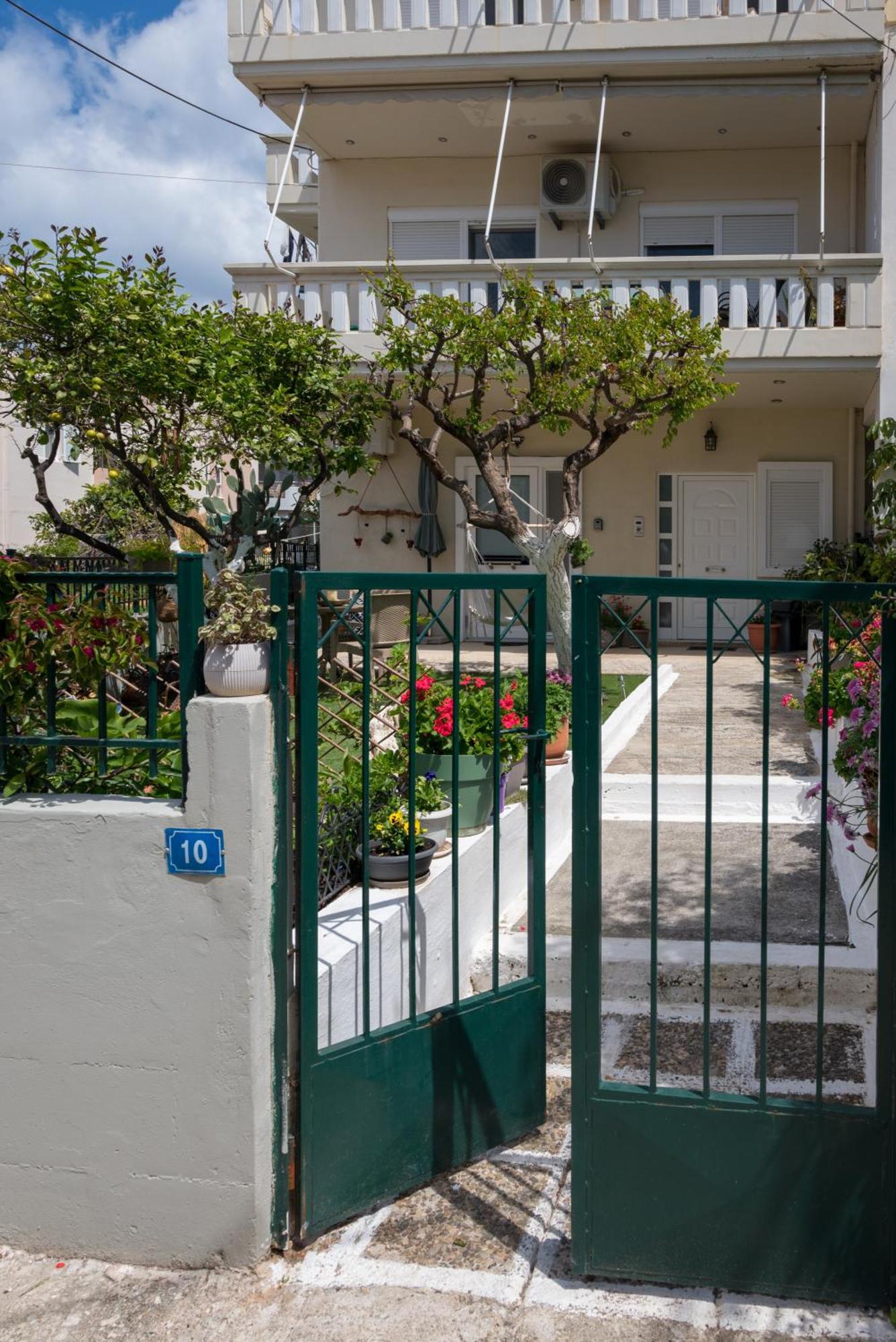 The Prickly Pear Apartment Chrissi Akti Chania Exterior foto